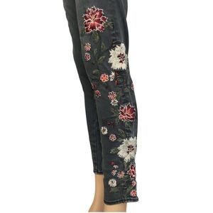 Driftwood Jackie Jeans Floral Embroidery Skinny
Crop Faded Black 31 Free People